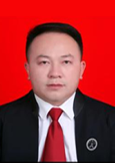 黄振